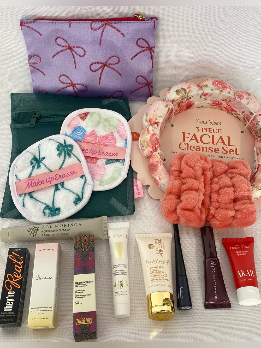 Lot of 12 Pieces New Makeup Products, Facial Cleanse Set & Makeup Erasers